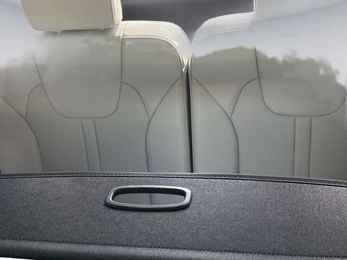 Used 2023 Kia Sorento SX Prestige w/ Panoramic Sunroof Package image 15