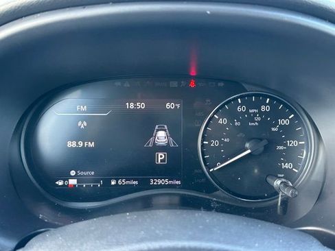 Used 2023 Nissan Kicks SV FWD image 40