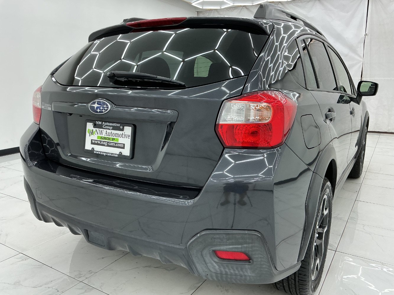 Used 2017 Subaru Crosstrek 2.0i Premium AWD/4WD image 8