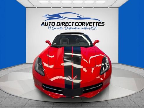 Used 2019 Chevrolet Corvette Stingray Coupe w/ 1LT RWD image 2