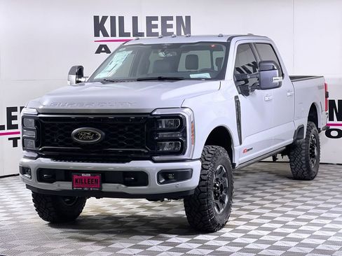 New 2026 Ford F250 Lariat w/ Tremor Off-Road Package image 3