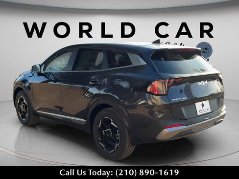 New 2026 Kia Sportage EX FWD image 6