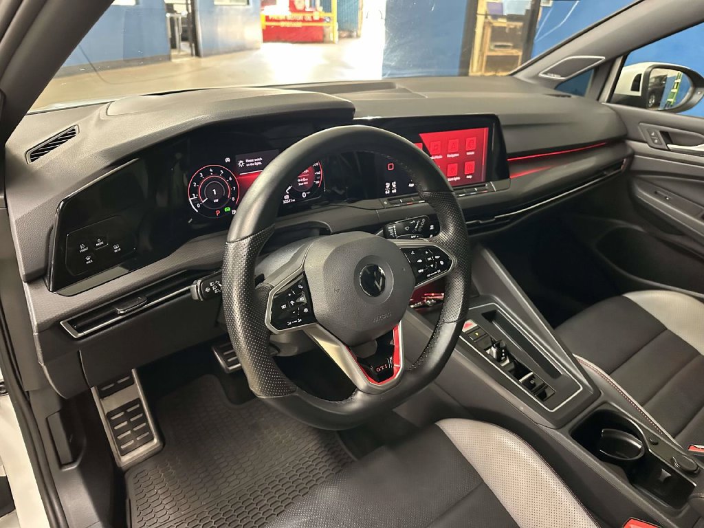 Used 2022 Volkswagen GTI Autobahn FWD image 17