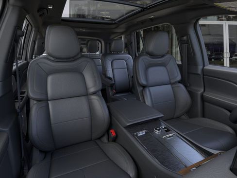 New 2025 Lincoln Aviator Reserve w/ Equipment Group 201A image 10