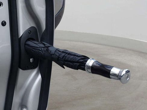 Certified 2021 Rolls-Royce Cullinan image 18