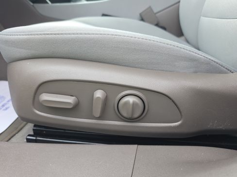 Used 2024 Chevrolet Malibu LT FWD image 12