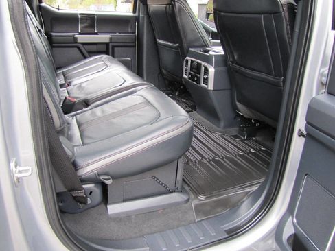 Used 2022 Ford F250 Platinum w/ FX4 Off-Road Package image 16