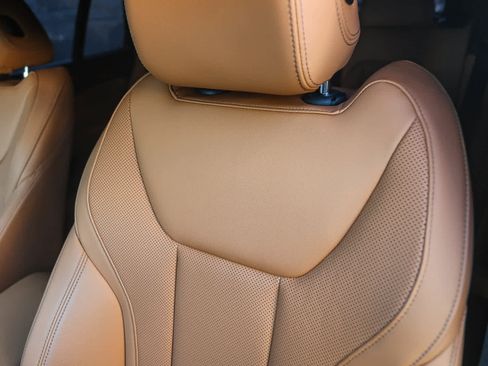 Used 2023 BMW X4 xDrive30i w/ Convenience Package image 22