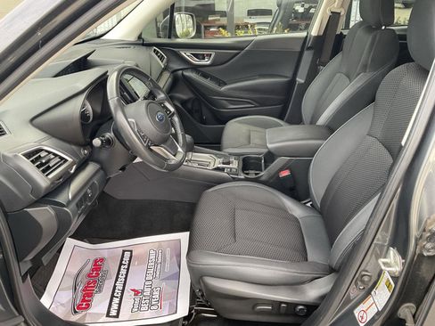 Used 2020 Subaru Forester Premium w/ Popular Package #1 AWD/4WD image 11