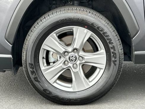 Certified 2025 Toyota RAV4 XLE w/ Convenience Package FWD image 31