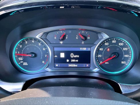 Used 2024 Chevrolet Traverse RS image 22