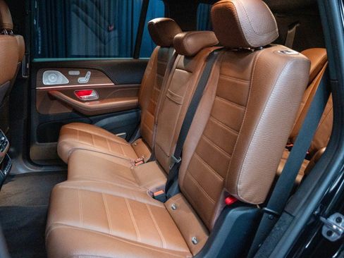Certified 2024 Mercedes-Benz GLS 450 4MATIC image 13