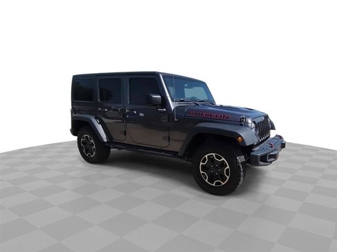 Used 2016 Jeep Wrangler Unlimited Rubicon AWD/4WD image 2