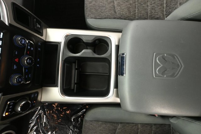 Used 2018 RAM 1500 Big Horn AWD/4WD image 23