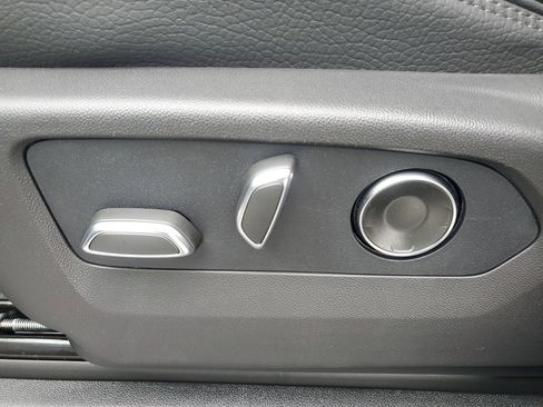 New 2026 GMC Yukon Denali w/ Sun & Power Step Package image 20