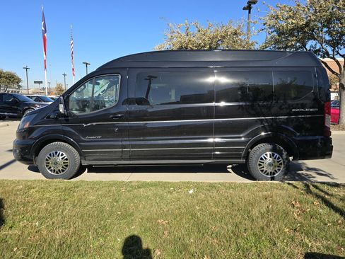 New 2026 Ford Transit 150 Low Roof AWD image 4