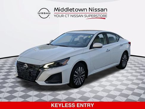 Certified 2023 Nissan Altima 2.5 SV AWD/4WD image 8