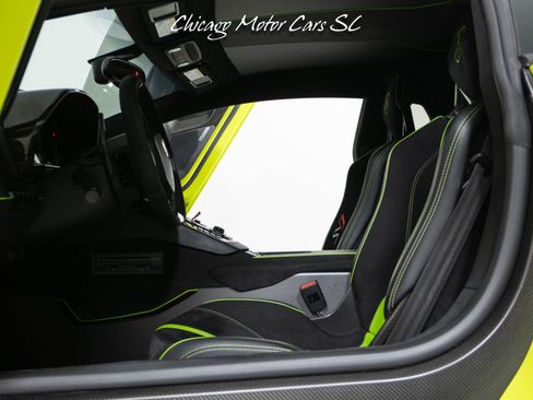 Used 2019 Lamborghini Aventador SVJ AWD/4WD image 37