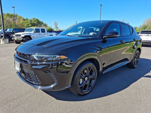 Used 2024 Dodge Hornet R/T w/ R/T Blacktop Package image 3