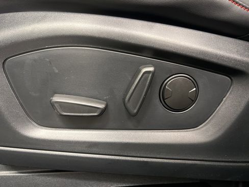 New 2026 Ford Explorer ST-Line w/ ST-Line Street Pack image 28