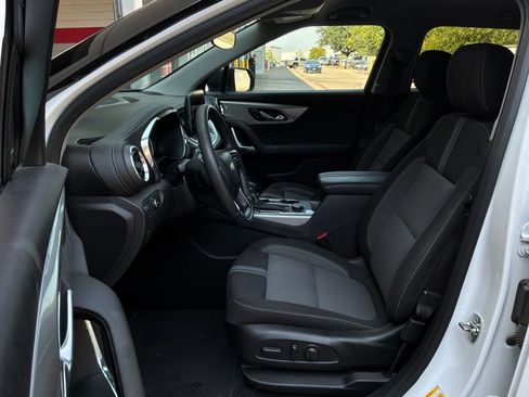 Used 2025 Chevrolet Blazer LT FWD image 10