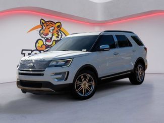 Used 2017 Ford Explorer XLT video 1
