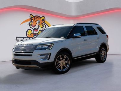 Used 2017 Ford Explorer XLT