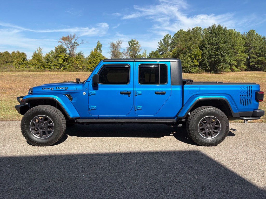 Used 2021 Jeep Gladiator Overland w/ Popular Equipment Package AWD/4WD image 2