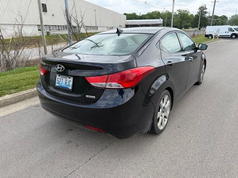 Used 2013 Hyundai Elantra Limited FWD image 3