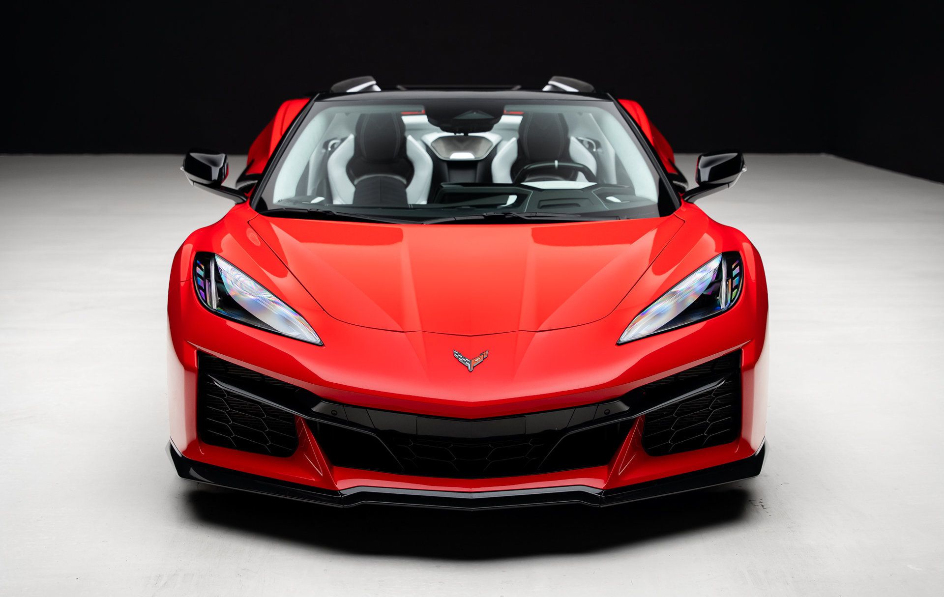 Used 2026 Chevrolet Corvette Z06 RWD image 9