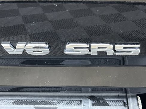 Used 2012 Toyota Tacoma 4x4 Access Cab V6 w/ SR5 Pkg image 22
