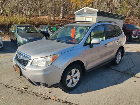 Used 2014 Subaru Forester 2.5i Premium w/ All-Weather Package image 2