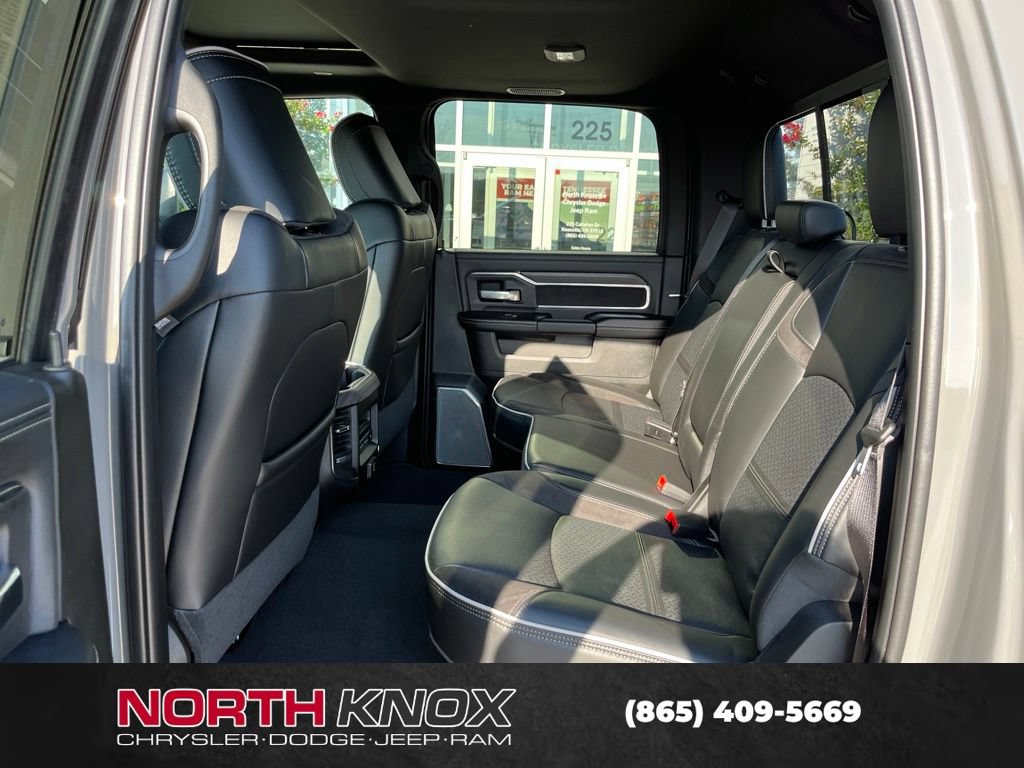 New 2027 RAM 3500 Laramie AWD/4WD image 15