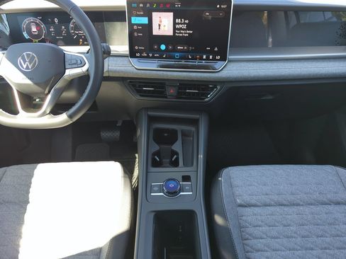 New 2026 Volkswagen Tiguan S AWD/4WD image 21