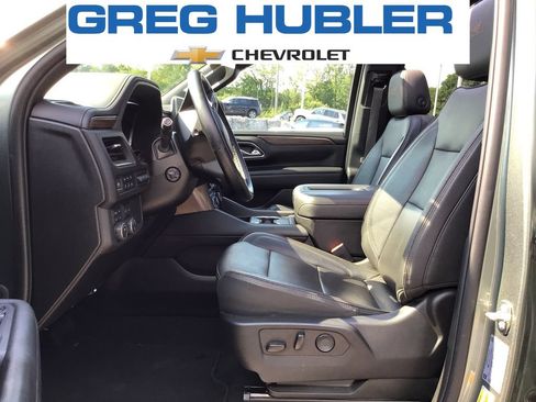 Used 2023 Chevrolet Suburban High Country AWD/4WD image 24