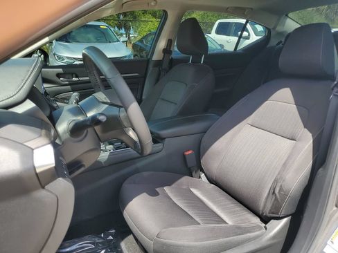 Used 2023 Nissan Altima 2.5 SV w/ SV Premium Package FWD image 21
