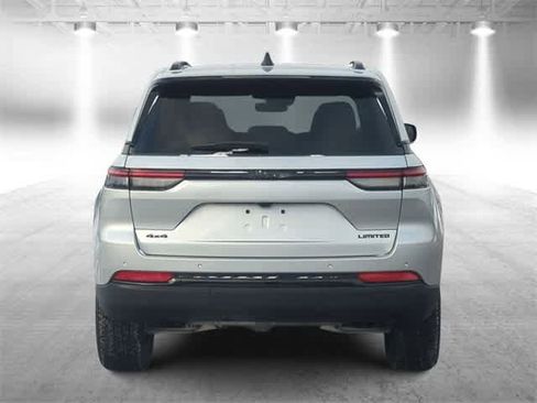 New 2025 Jeep Grand Cherokee Limited image 7