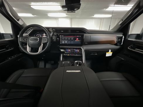 New 2026 GMC Sierra 2500 Denali w/ Denali Reserve Package image 57