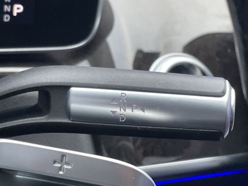 Certified 2022 Mercedes-Benz S 500 4MATIC w/ AMG Line Package image 28