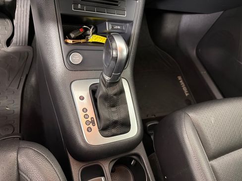 Used 2016 Volkswagen Tiguan S FWD image 18