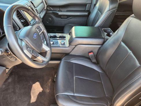 Used 2021 Ford Expedition Max XLT image 13
