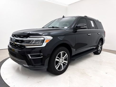 Used 2024 Ford Expedition Limited image 15