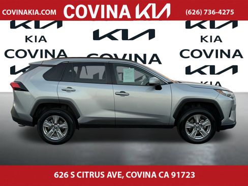 Used 2024 Toyota RAV4 XLE image 9