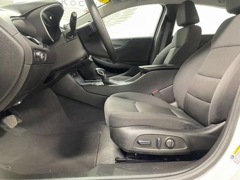 Used 2024 Chevrolet Malibu LT w/ Sport Edition FWD image 11