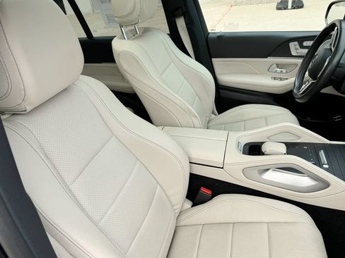 Used 2023 Mercedes-Benz GLE 350 w/ Premium Package image 31