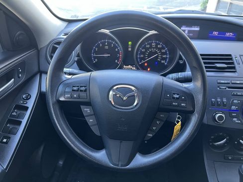 Used 2013 MAZDA MAZDA3 i Sport FWD image 17
