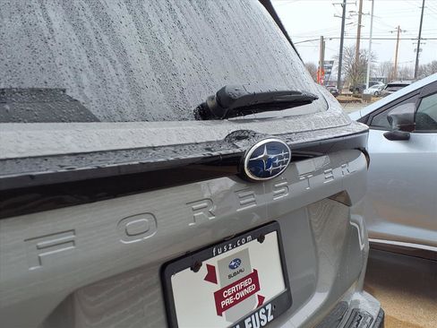 Used 2026 Subaru Forester Premium image 31