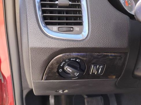 Used 2013 Dodge Durango Crew image 17