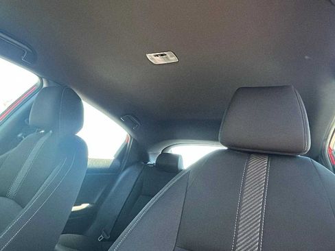 Used 2019 Honda Civic Sport image 11