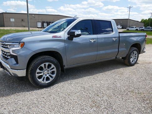 New 2026 Chevrolet Silverado 1500 LTZ w/ LTZ Premium Package AWD/4WD image 10